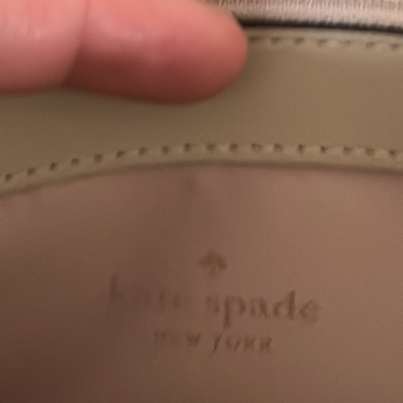 BNWT Kate spade Straw Medium with wallet color block included - Picture 12 of 14